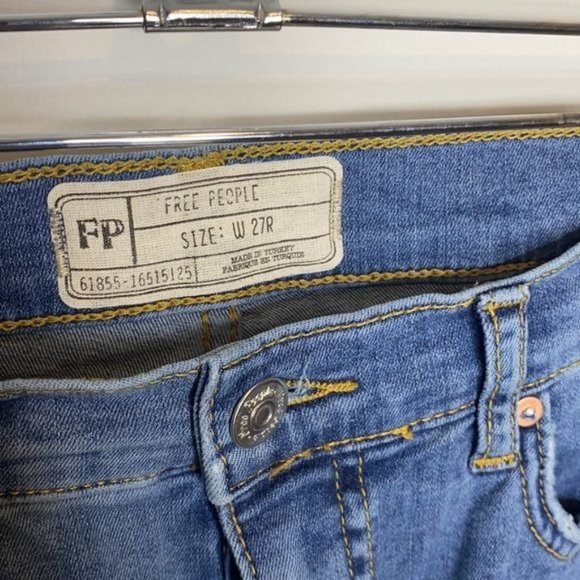 Free people Jeans: Size 27R - Picture 6 of 6
